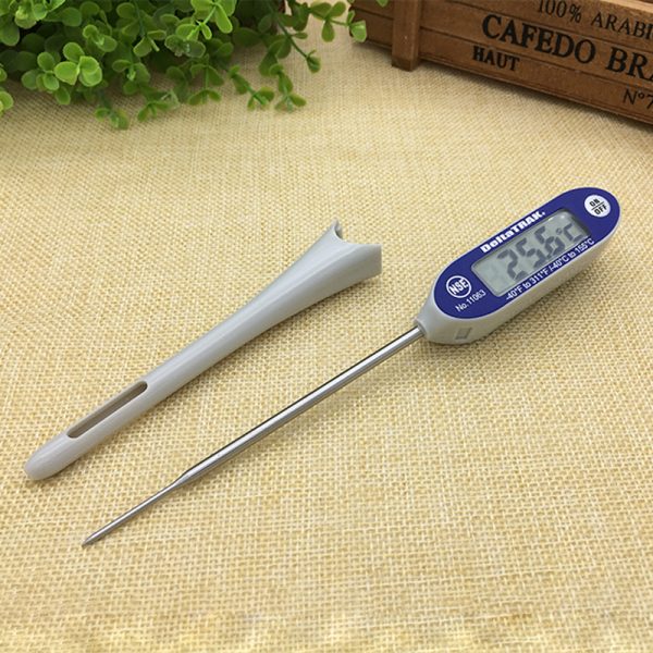 DeltaTrak.Large LCD display automatic calibration needle probe thermometer 11063 - Image 4